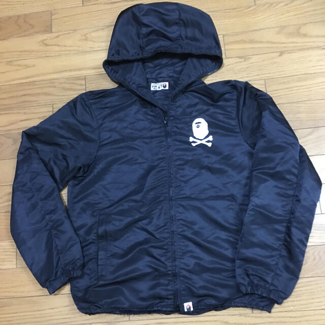 A BATHING APE(アベイシングエイプ)の中古ＡＰＥクロスボーンＭジャケット黒ナイロン猿パイレーツストアー限定 メンズのジャケット/アウター(ナイロンジャケット)の商品写真