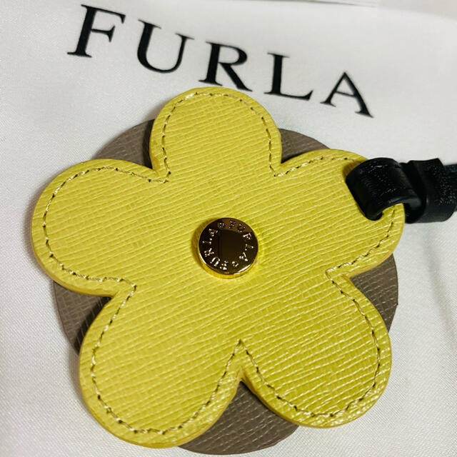 FURLA レモンチャーム