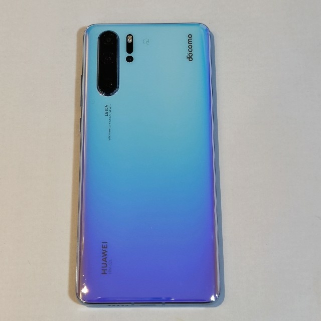 NTTdocomo(エヌティティドコモ)のファーウェイ P30 pro 中古美品 スマホ/家電/カメラのスマートフォン/携帯電話(スマートフォン本体)の商品写真