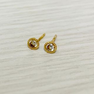 ジュエリーツツミ(JEWELRY TSUTSUMI)のTSUTSUMI k18 イエローゴールド　ダイヤモンドピアス♡ 刻印あり(ピアス)