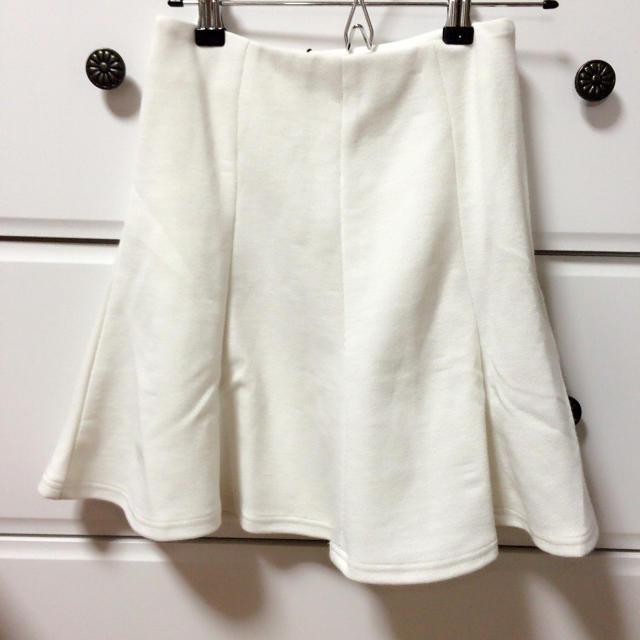 EMODA(エモダ)のミニスカート EMODA レディースのスカート(ミニスカート)の商品写真
