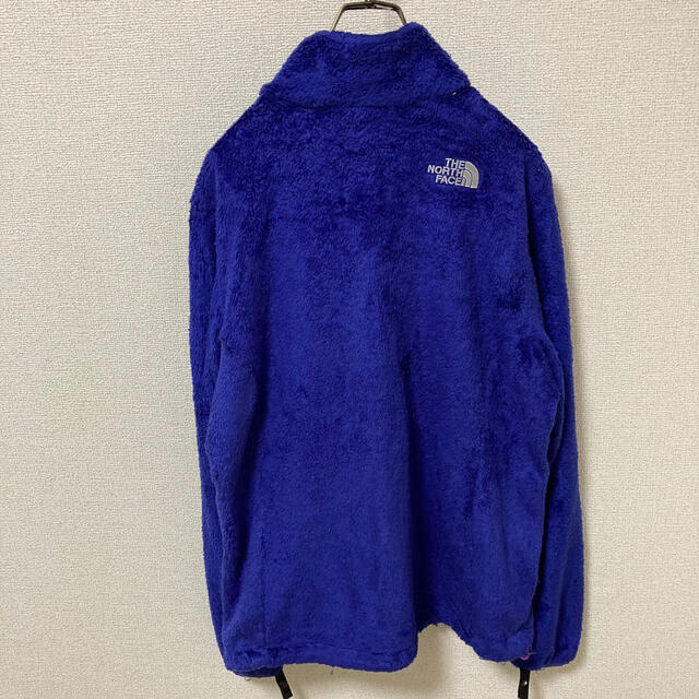 THE NORTH FACE(ザノースフェイス)のノースフェイス☆刺繍ロゴ　フリースジャケット　ブルー　レディースＬ レディースのジャケット/アウター(ブルゾン)の商品写真