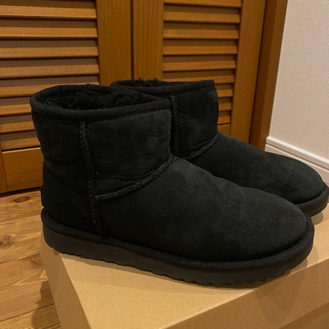 UGG ムートンブーツ　クラシックミニ　23㎝