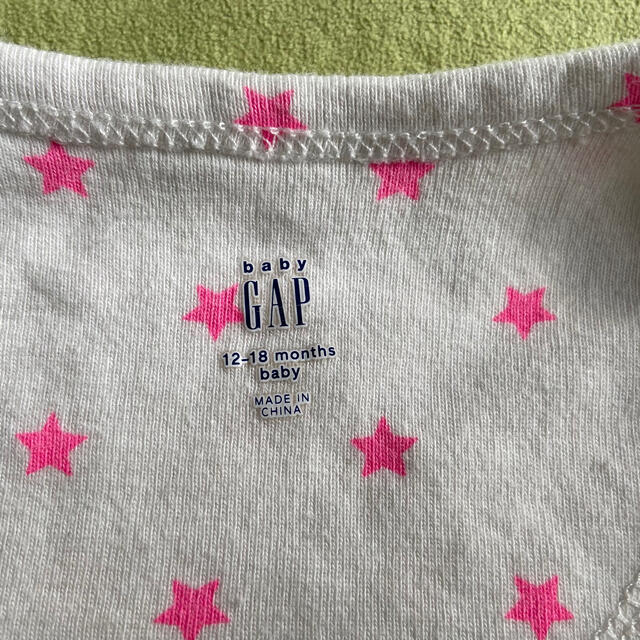 babyGAP(ベビーギャップ)の星柄足つきロンパース　baby Gap 70〜80c キッズ/ベビー/マタニティのベビー服(~85cm)(ロンパース)の商品写真