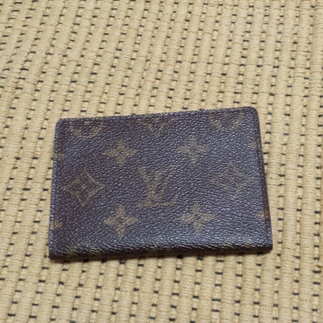 LOUIS VUITTON(ルイヴィトン)のルイヴィトン 定期入れ レディースのファッション小物(名刺入れ/定期入れ)の商品写真