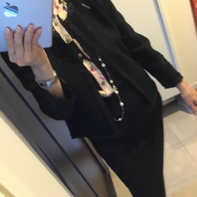 シャネル スーツ黒38♡