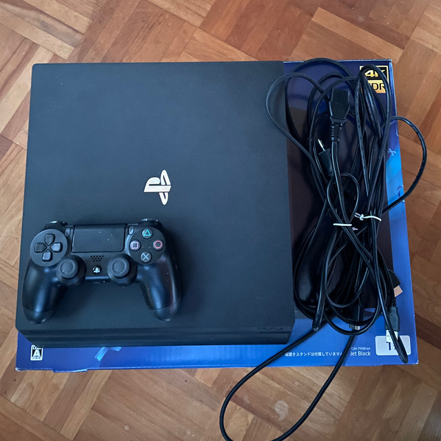 エンタメホビーSONY PlayStation4 Pro 本体 CUH-7100BB01