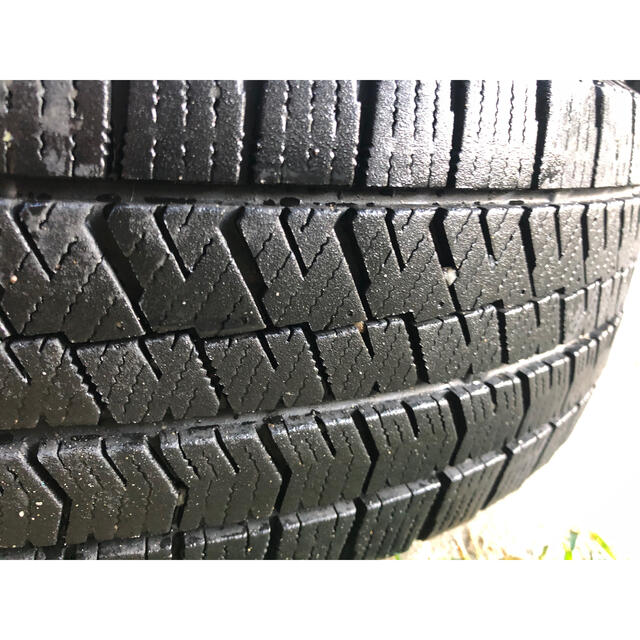 BRIDGESTONE(ブリヂストン)の175/65R15 VRX2 スタッドレス　アクア　フィット　４本　ノート 自動車/バイクの自動車(タイヤ・ホイールセット)の商品写真