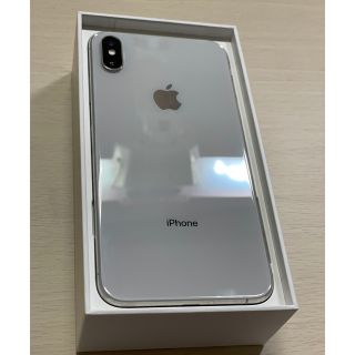 アイフォーン(iPhone)のiPhone Xs Max Silver 256 GB au(スマートフォン本体)