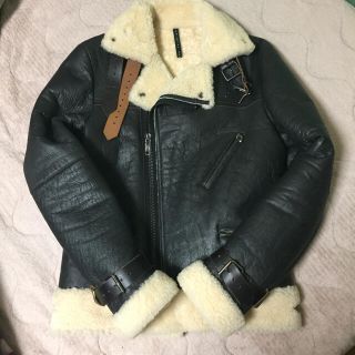 クリスチャンダダのムートンジャケット | chicshabu.com
