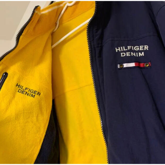 TOMMY HILFIGER(トミーヒルフィガー)のトミーヒルフィガー　フリースジャケット　XL メンズのジャケット/アウター(マウンテンパーカー)の商品写真