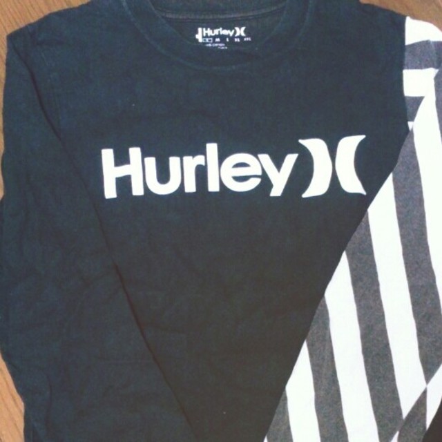 Hurley(ハーレー)のﾊｰﾚｰ ﾛﾝT レディースのトップス(Tシャツ(長袖/七分))の商品写真