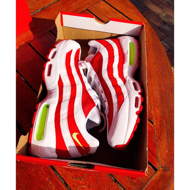 AIR MAX 95 supremeカラーメンズ