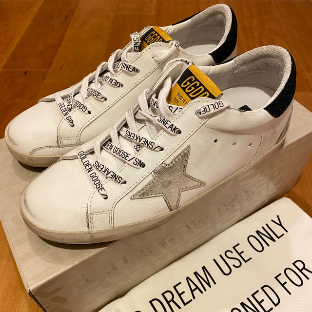 GOLDEN GOOSE(ゴールデングース)のGOLDEN GOOSE  SUPERSTAR  レディースの靴/シューズ(スニーカー)の商品写真