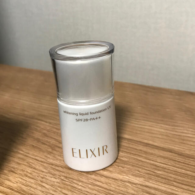 ELIXIR(エリクシール)のエリクシール　リキッドファンデーション コスメ/美容のベースメイク/化粧品(ファンデーション)の商品写真