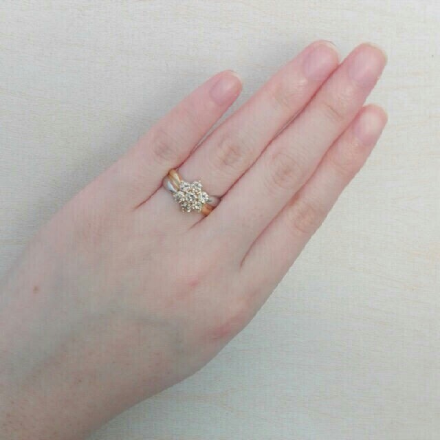 ご専用♡★鑑別書付★綺麗なダイヤ✨１．００ct✨フラワーリング k18 プラチナ レディースのアクセサリー(リング(指輪))の商品写真