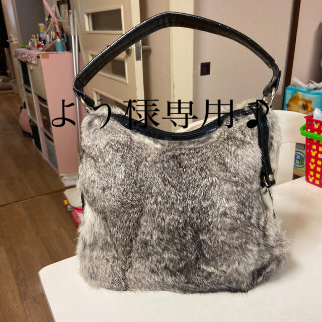 よう様専用⭐︎使って欲しいので激安♪フェイクファーショルダーバック✖️2 レディースのバッグ(ショルダーバッグ)の商品写真