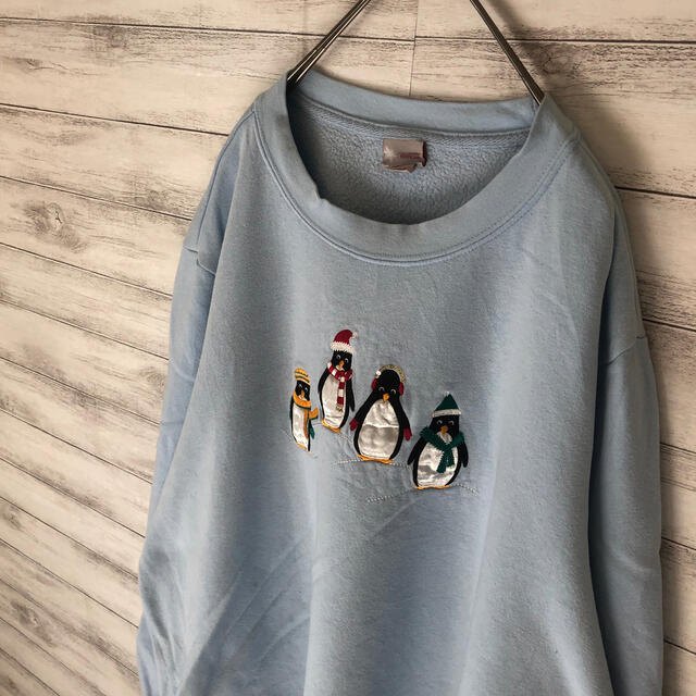 古着 スウェットトレーナー 可愛い刺繍デザイン ペンギン 水色
