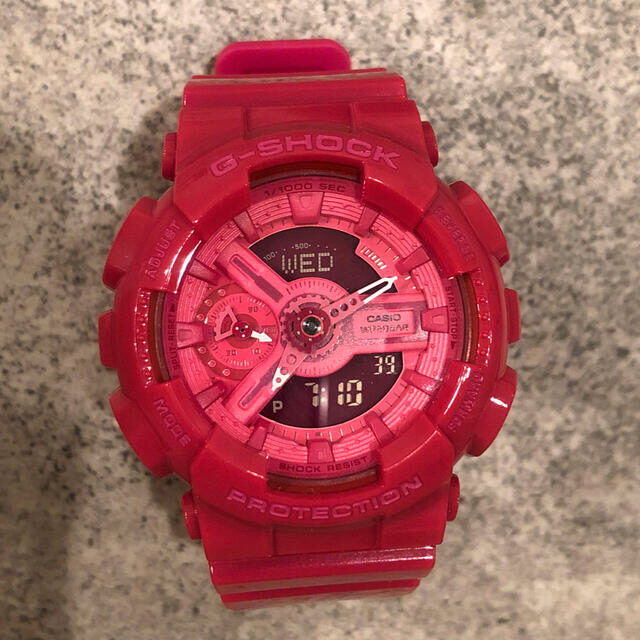 新品 G-SHOCK  ショッキングピンク腕時計