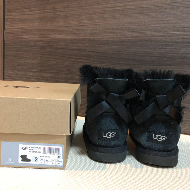 UGG(アグ)のアグ　UGG ブーツ　21cm キッズ/ベビー/マタニティのキッズ靴/シューズ(15cm~)(ブーツ)の商品写真