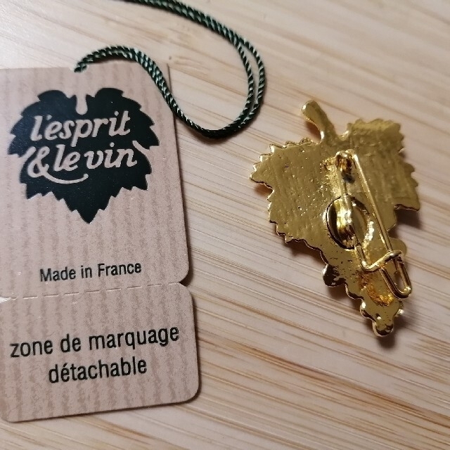 送料無料 希少 ソムリエ ブローチ バッジ フランス l'esprit & vin le 送料無料 希少 ソムリエ ブローチ バッジ フランス l'esprit & vin le