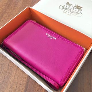 コーチ(COACH)の美品☆iPhoneケースにも♪coach コーチ レザー カードケース ピンク(ポーチ)