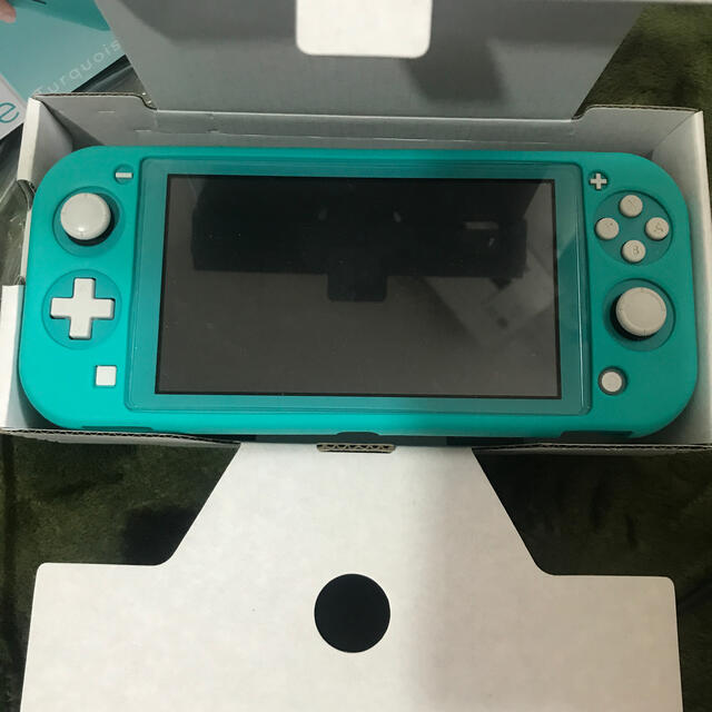 Nintendo Switch(ニンテンドースイッチ)のNintendo Switch  Lite ターコイズ エンタメ/ホビーのゲームソフト/ゲーム機本体(家庭用ゲーム機本体)の商品写真