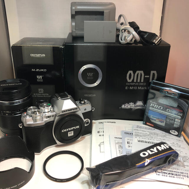 ギフ_包装】 OLYMPUS - 【極美品】OLYMPUS OM-D E-M10 Ⅲセット ミラー