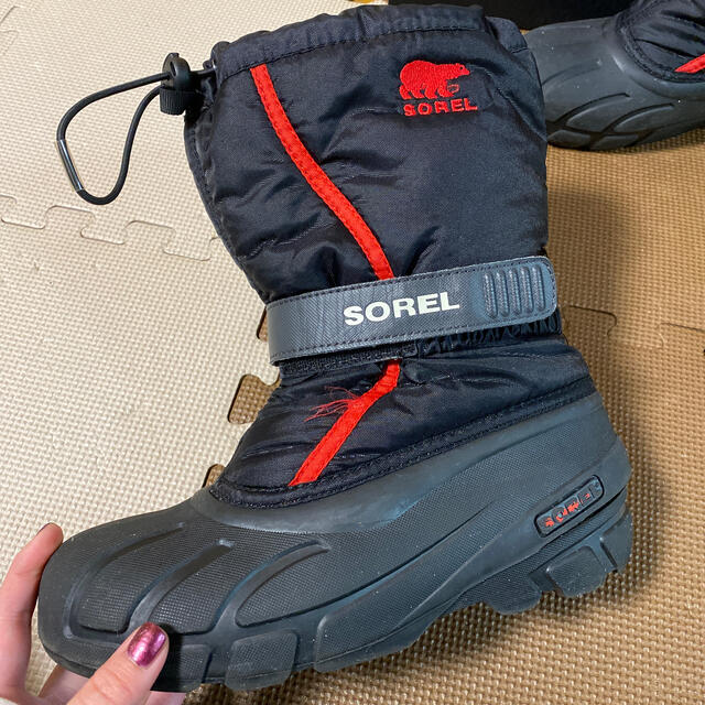 SOREL(ソレル)のSOREL🥾スノーブーツ！BLACK キッズ/ベビー/マタニティのキッズ靴/シューズ(15cm~)(ブーツ)の商品写真