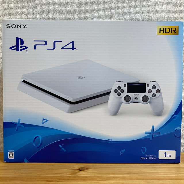 PlayStation4(プレイステーション4)の【erika様専用】SONY PlayStation4 本体 エンタメ/ホビーのゲームソフト/ゲーム機本体(家庭用ゲーム機本体)の商品写真