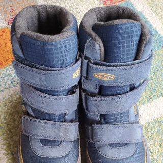 キーン(KEEN)のスノーブーツkeen☆22センチ　ブルー　年末最終値下げ(ブーツ)