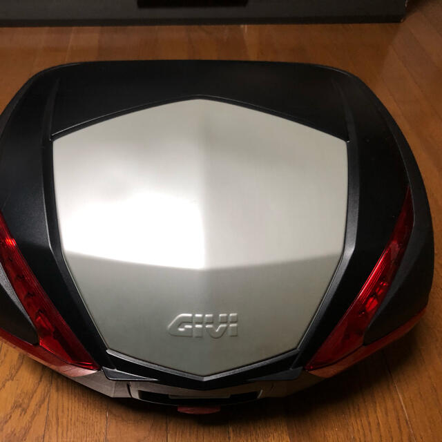 ＧＩＶＩ　Ｖ４７箱