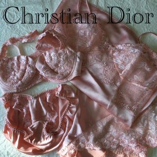 クリスチャンディオール(Christian Dior)の専用　クリスチャンディオールランジェリー4点セット　Mサイズ&紺色セット(ブラ&ショーツセット)