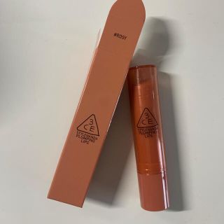 スリーシーイー(3ce)の3CE PLUMPING LIPS ROSY(リップグロス)