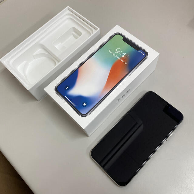 iPhoneX 64GB シルバー-