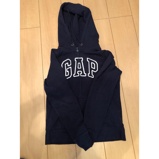 GAP(ギャップ)の子供服まとめ　150から160 冬服　GAP パーカー　カーディガン　ジーンズ キッズ/ベビー/マタニティのキッズ服女の子用(90cm~)(Tシャツ/カットソー)の商品写真