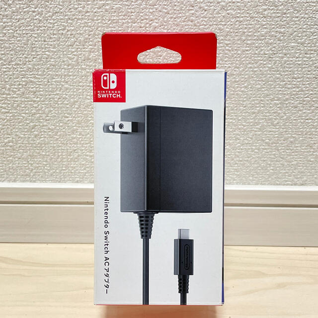 Nintendo Switch LITE 本体、純正充電アダプタ