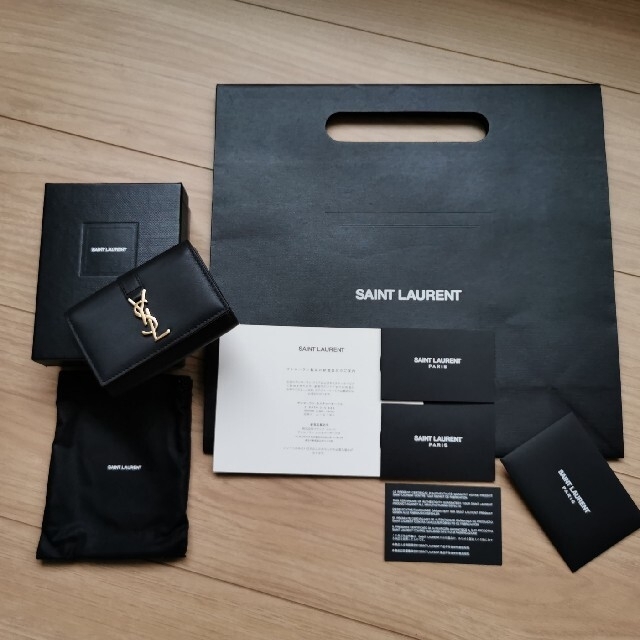 Saint Laurent(サンローラン)のSAINT LAURENT【新品・未使用】美品　キーケース レディースのファッション小物(キーケース)の商品写真