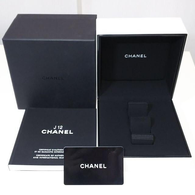 CHANEL - 美品 シャネル J12 箱 説明書 ギャランティカード 外箱 CHANEL - 美品 シャネル J12 箱 説明書 ギャランティカード 外箱