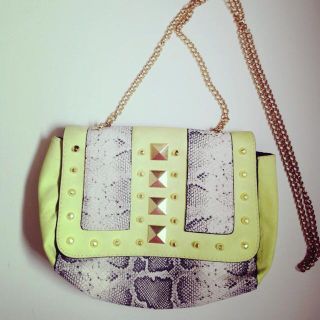 エイチアンドエム(H&M)のパイソン ショルダー(ショルダーバッグ)