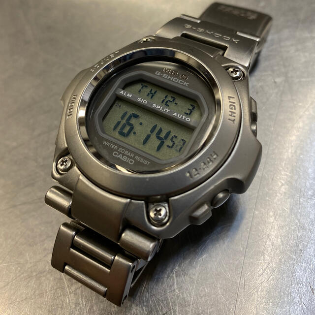 G-SHOCK(ジーショック)のカシオ g-shock mrg-100 メンズの時計(腕時計(デジタル))の商品写真