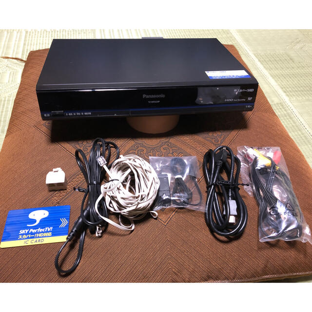 Panasonic(パナソニック)のPanasonic スカパー！HD対応DVR TZ-WR320P スマホ/家電/カメラのテレビ/映像機器(その他)の商品写真