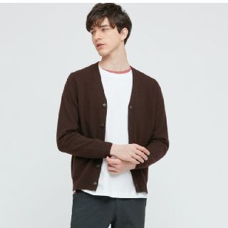 ユニクロ(UNIQLO)の新品 ダークブラウン プレミアムラム カーディガン ユニクロ XL(カーディガン)