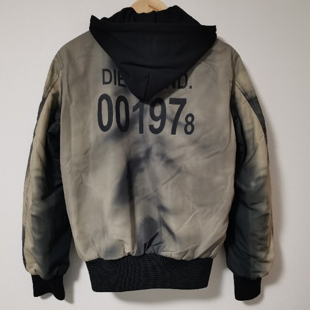 65%OFF!】 DIESEL J-FOREST ミニタリーボンバージャケット XSサイズ