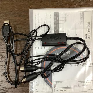 ローランド(Roland)のROLAND UM-ONE USB MIDIインターフェース【外箱欠品】(オーディオインターフェイス)