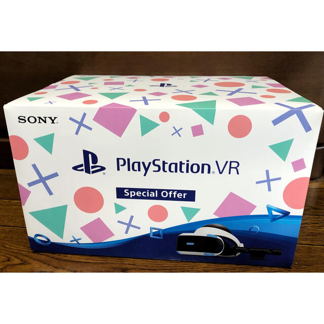 PlayStation VR(プレイステーションヴィーアール)のPSVR 本体  PlayStationVR Special Offer エンタメ/ホビーのゲームソフト/ゲーム機本体(家庭用ゲーム機本体)の商品写真