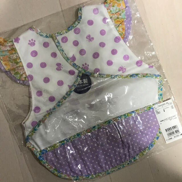 ANNA SUI mini(アナスイミニ)のにちこ様　アナスイミニ   ネコ　猫　お食事エプロン　スタイ　新品　未使用 キッズ/ベビー/マタニティの授乳/お食事用品(お食事エプロン)の商品写真