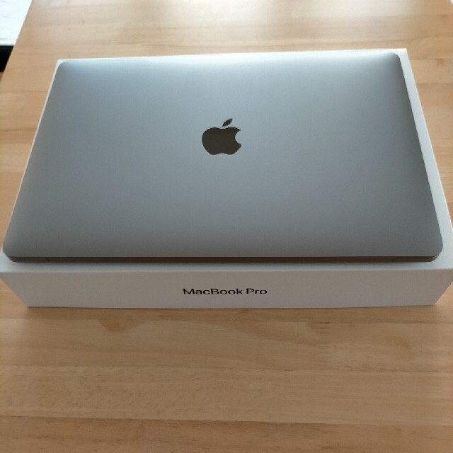 超特価セール中 MacBook Pro 13ｲﾝﾁ (2019ﾓﾃﾞﾙ)