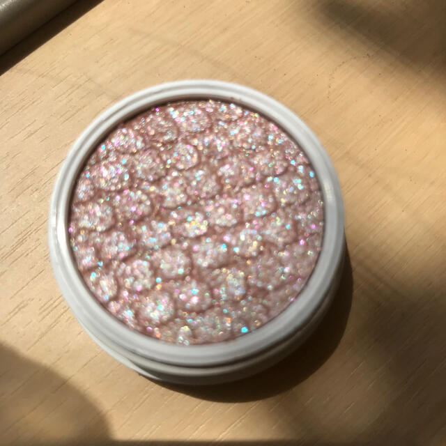 colourpop(カラーポップ)の新品【神色！】colourpopアイシャドウ【Frog】 コスメ/美容のベースメイク/化粧品(アイシャドウ)の商品写真