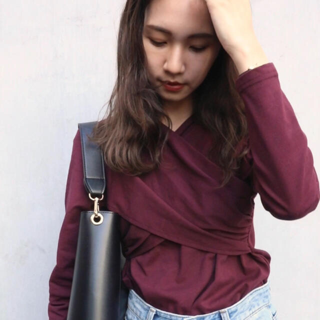 Cache-coeur cross top (burgundy) レディースのトップス(カットソー(長袖/七分))の商品写真